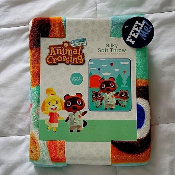 Silky Soft Throw  - Picture 1 of 4